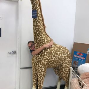 Meet your Posher, Kena